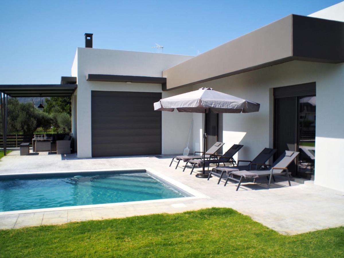Nostos Luxury Villas With Private Pool In Ναύπακτος Εξωτερικό φωτογραφία